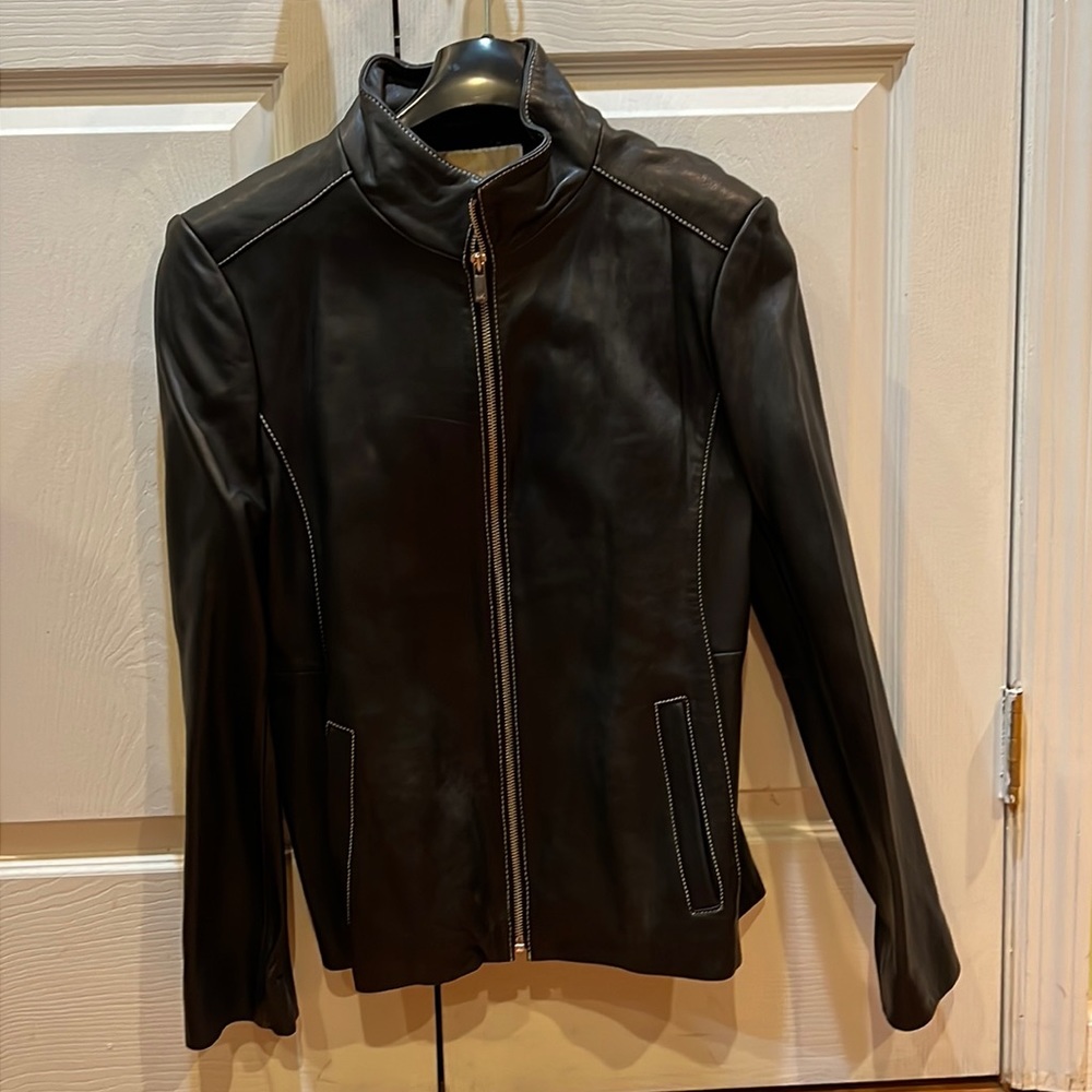 NWOT new never wore Michael Kors women’s leather jacket size M